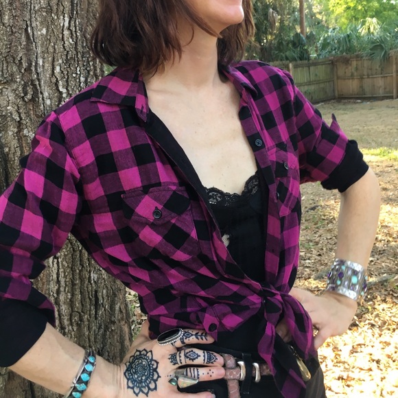 Pink and black plaid flannel - Picture 2 of 3